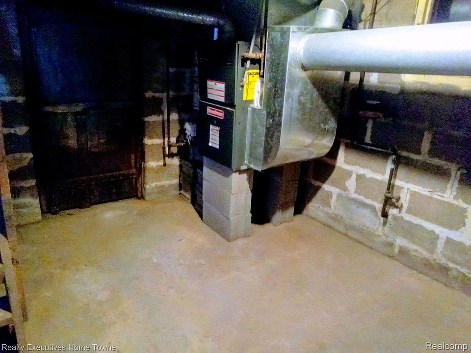 1101 Ward St, photo 11