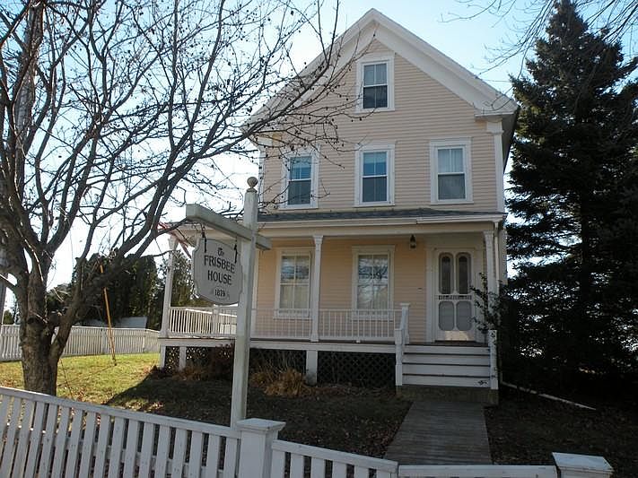 Front of 1879 Frisbee House