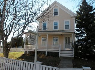 84 Pepperrell Rd, Kittery Point, ME 03905