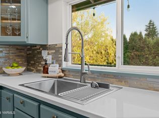 4702 Clinton Way, Yakima, WA