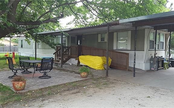 5th image of 1929 Weeping Willow Dr