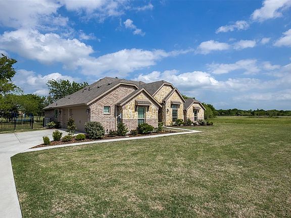 3rd image of 1740 Winding Creek Ln