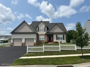 113 Quince Ct, Hollidaysburg, PA 16648