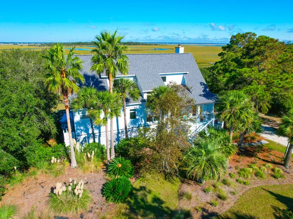 20 Seagrass Ln, Isle Of Palms, SC 29451
