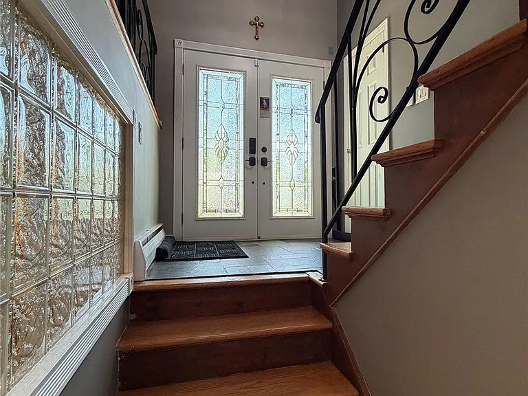 6 Raphael St — Photo 8