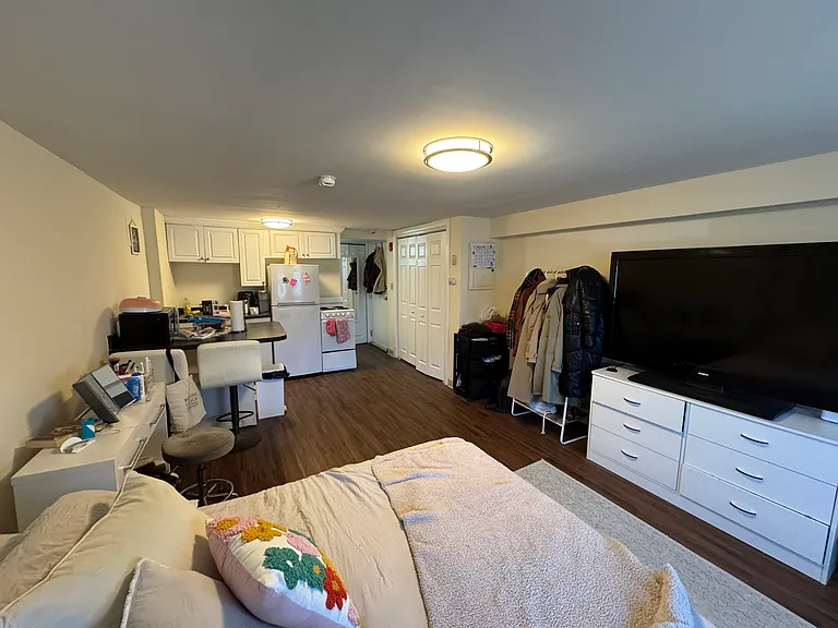 19 Mount Hood Rd #2A — Photo 4