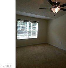 5th image of 2001 Briar Run Dr
