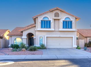 2527 E Granite View Dr, Phoenix, AZ 85048