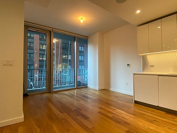 3rd image of 436 Albee Sq #D4