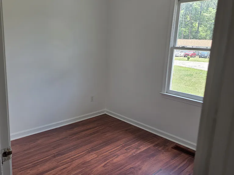 324 Middle St #HOME — Photo 5