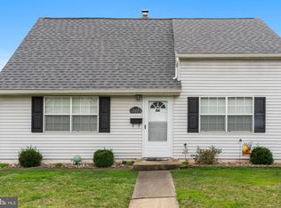 322 W Beech St, Pottstown, PA 19464