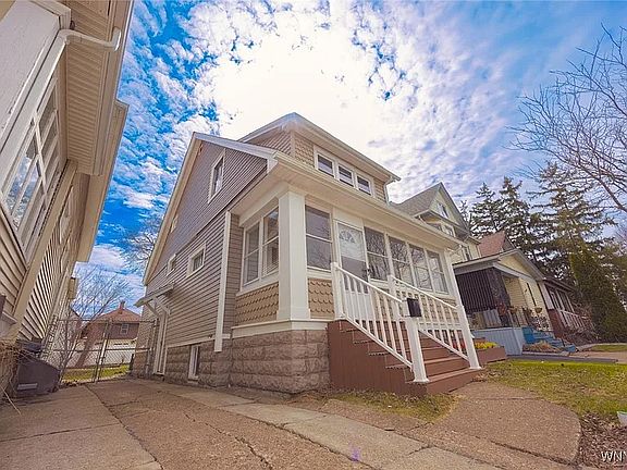 2nd image of 22 Lasalle Ave #22