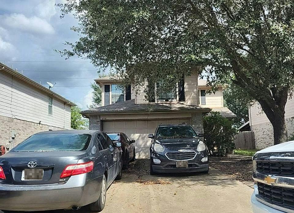 1st image of 3718 Bent Springs Ln