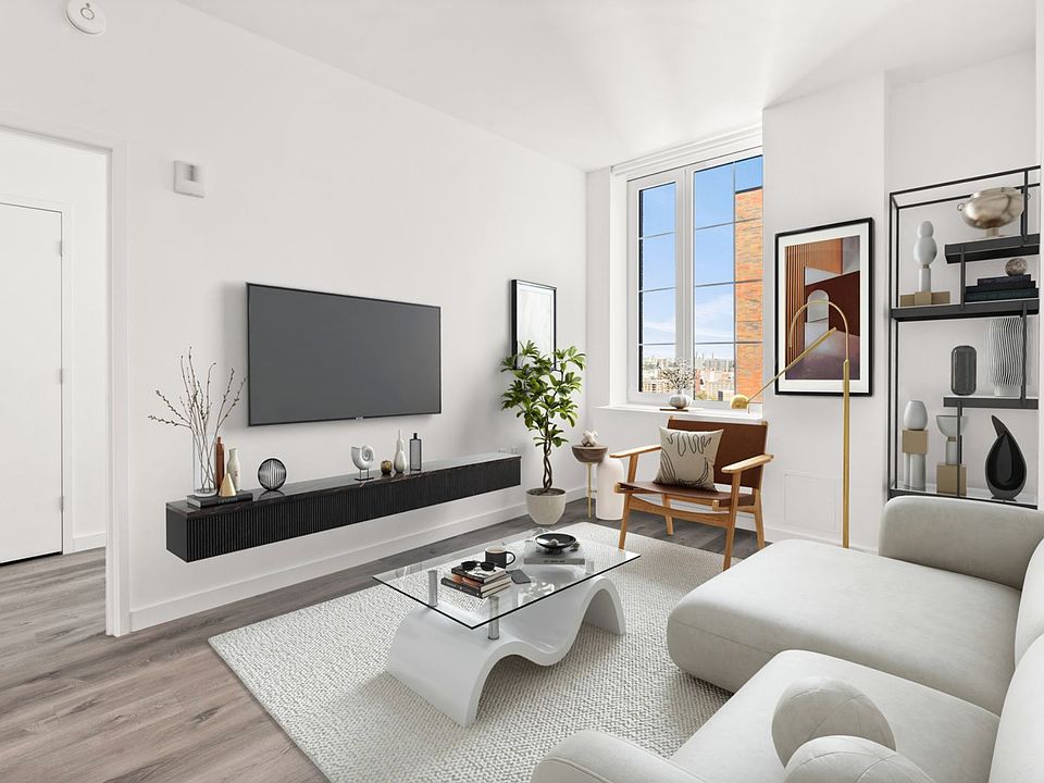 1st image of 1856 Park Ave #16T