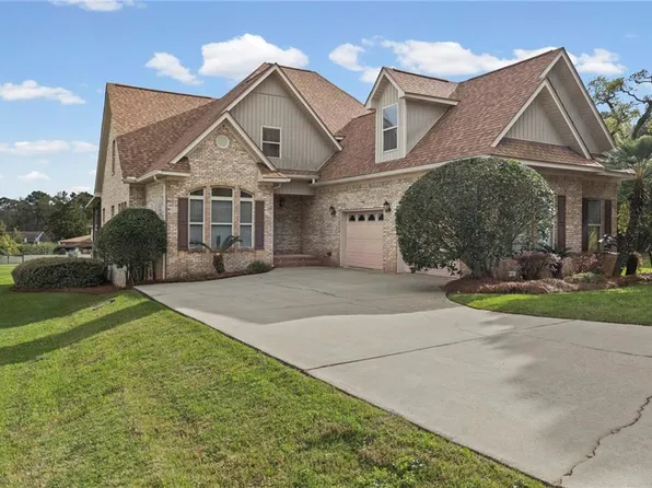 4199 Heron Lakes Dr, Mobile, AL 36693