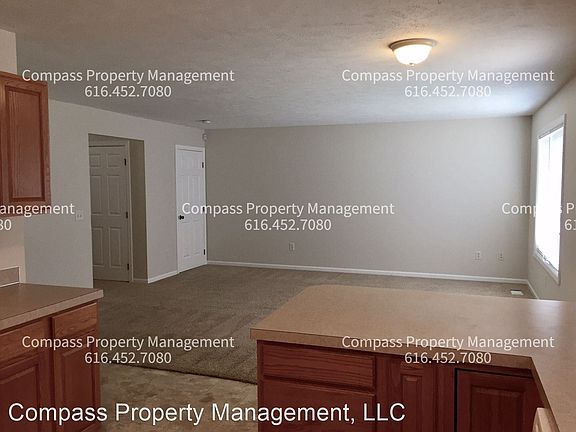 5th image of 3096 68th St SE