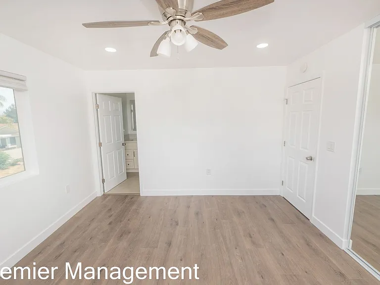 605-609 Prescott Ave — Photo 10