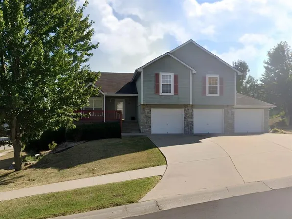 1301 NW Sawgrass Dr, Grain Valley, MO 64029