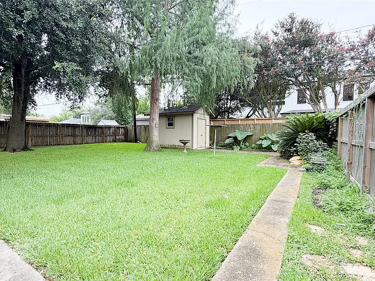 7007 Housman St — Photo 16