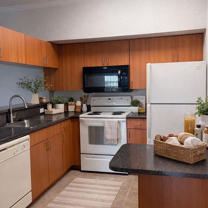 1st image of 10110-10268 NW 33rd St #10260-A3