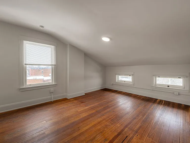 3570 Montgomery Rd — Photo 27