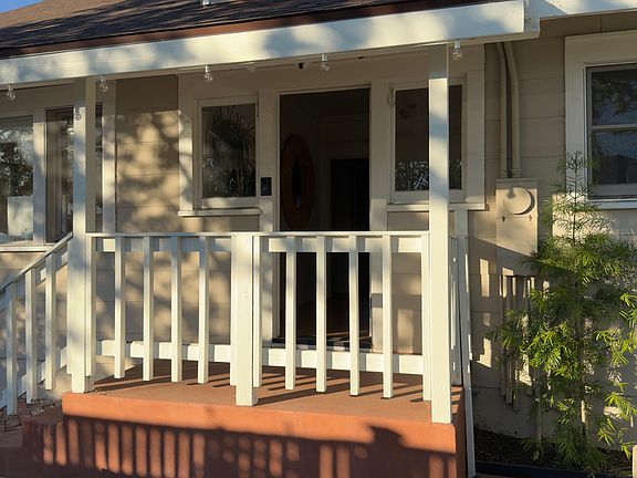4th image of 2281 Santa Ana Ave