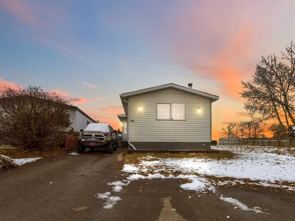 181 NE Greenbriar Bay, Wood Buffalo, AB T9H 3Y5