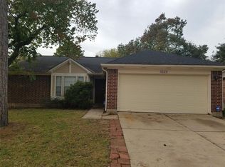 5522 Rivertree Ln, Spring, TX 77379