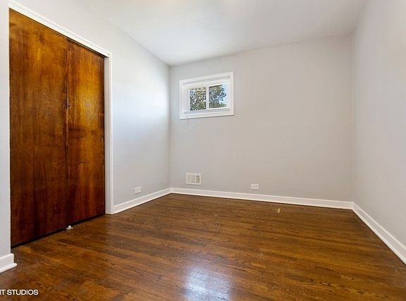 5th image of 9426 S Parnell Ave