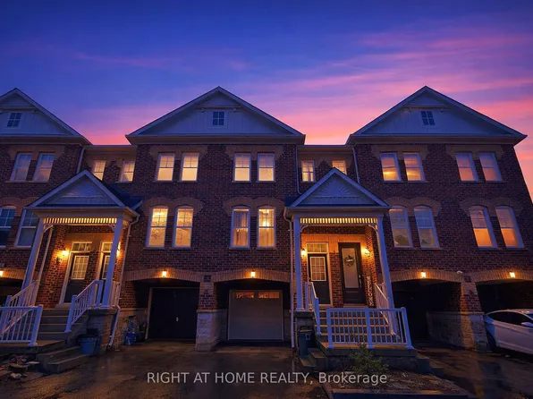 10 Porter Ave W #3, Vaughan, ON L4L 0H1