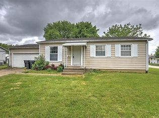 3124 E Orchard Dr, Decatur, IL 62521