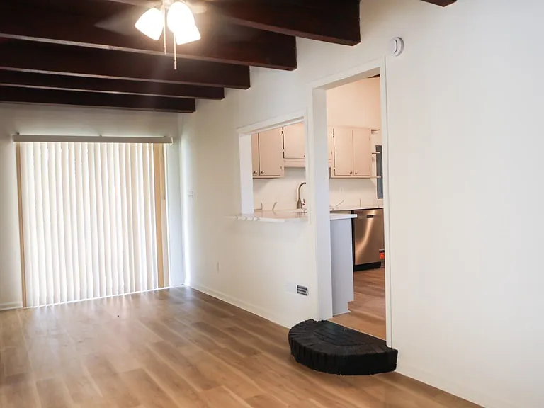 3023 Colonial Dr — Photo 9