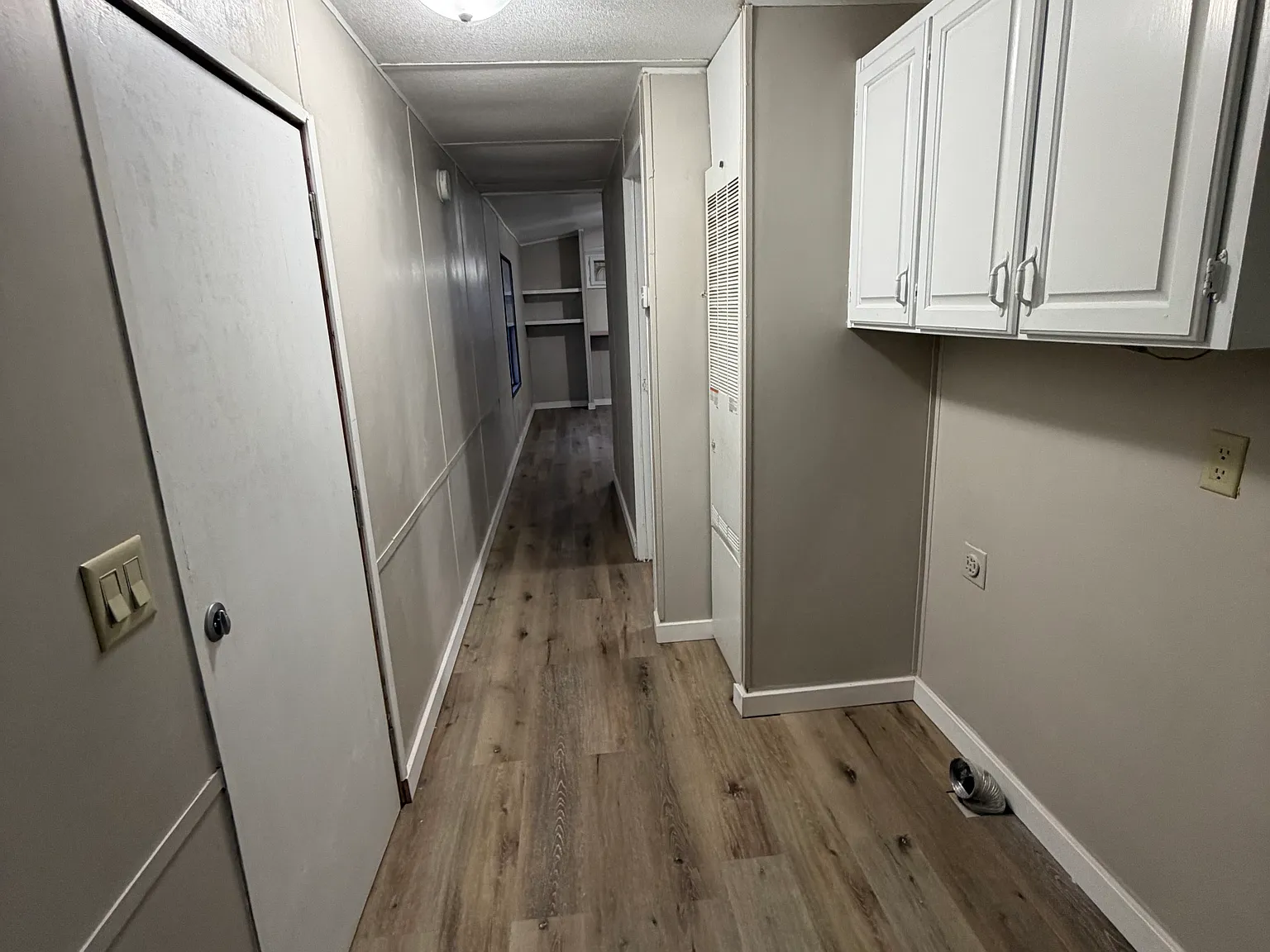 2 bed, $900 — Photo 2