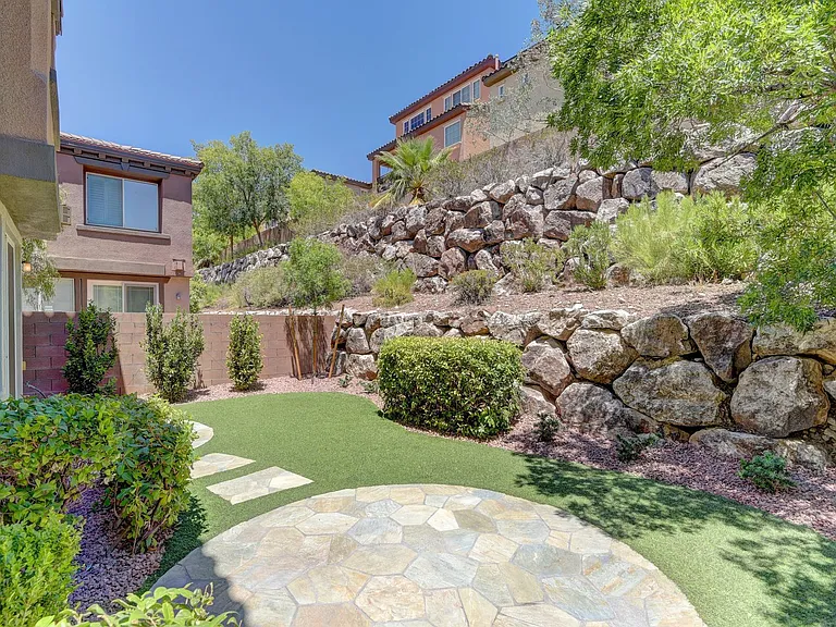 11330 Corsica Mist Ave — Photo 29
