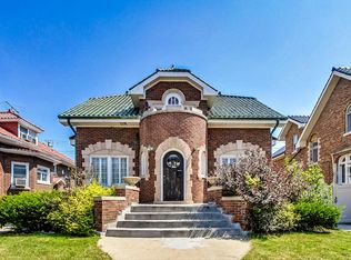 7102 Riverside Dr, Berwyn, IL 60402