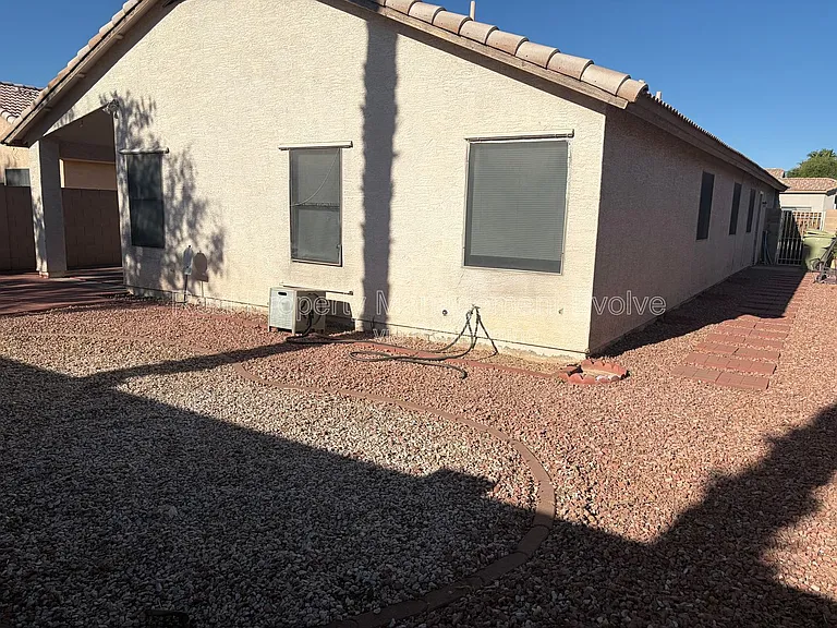 7816 N 54th Ln — Photo 29