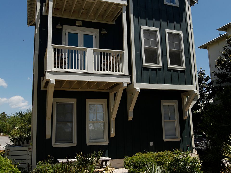 1st image of 64 Chelsea Loop Rd