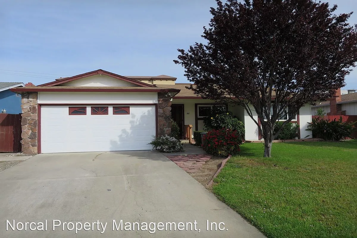 501 Bellwood Dr photo 1