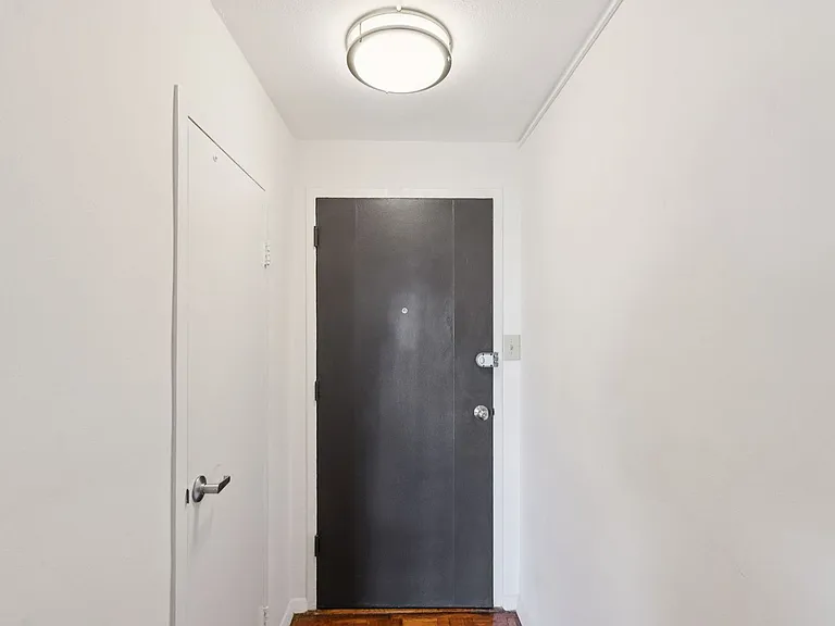 Apartments@1220 — Photo 35