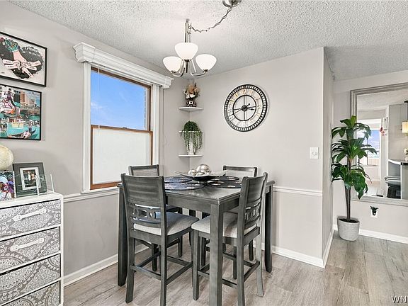 5th image of 3901 Bowen Rd APT 72