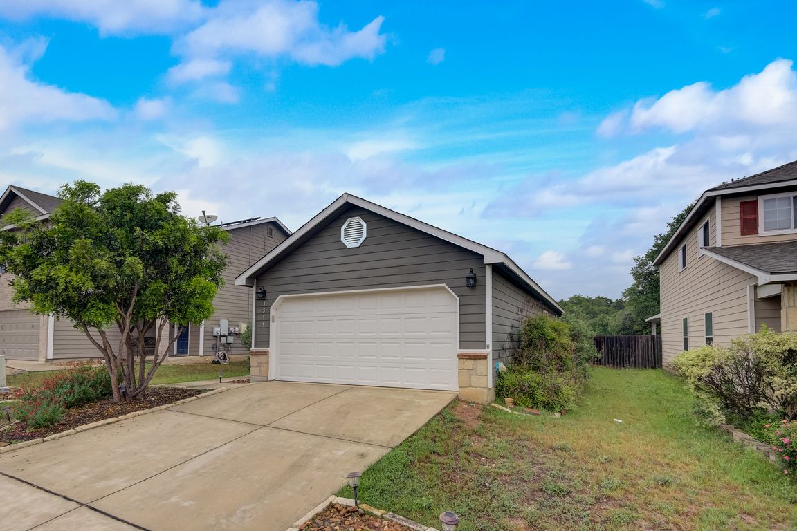 3515 SABINAL MAPLE, San Antonio, TX 78261 Zillow