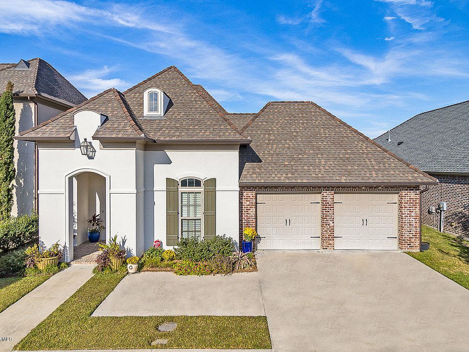 1st image of 220 Ardenwood Dr