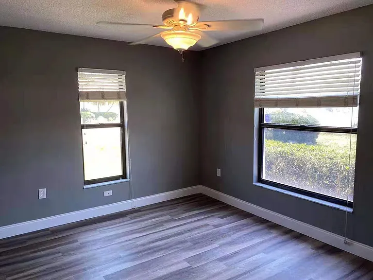 bedroom 2 unfurnished