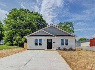 729 E Sycamore St, Lincolnton, NC 28092