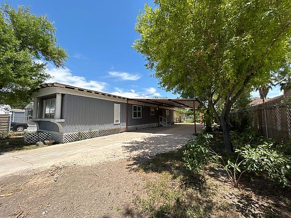 2nd image of 912 Violet Dr