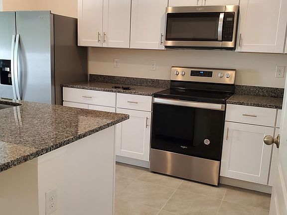 2nd image of 51 Bella Oaks Dr