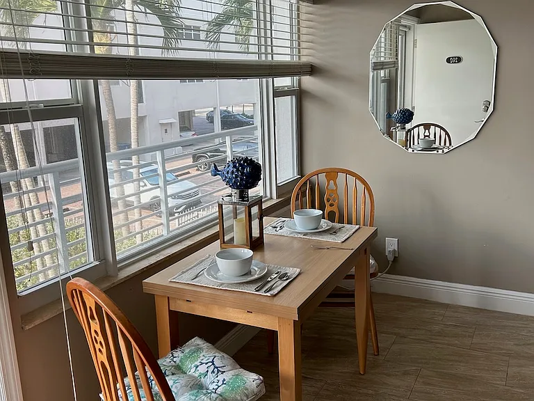 9 N Birch Rd #202 — Photo 15