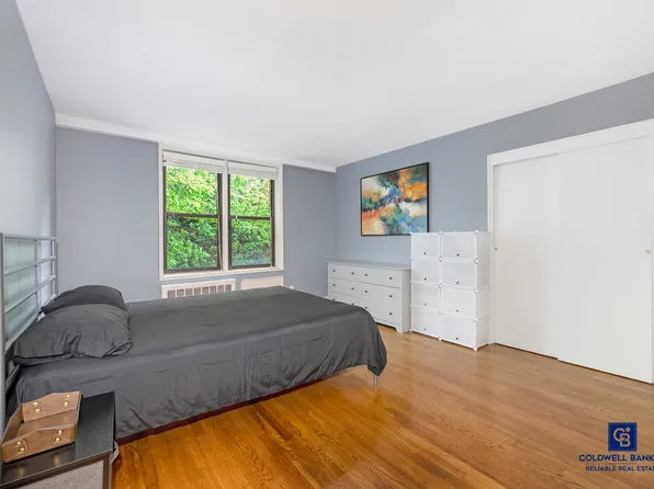 5235 Post Road image 6 of 9