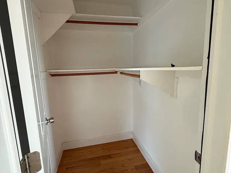 81 Lester St #10 — Photo 7
