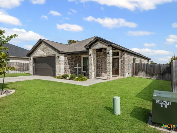 707 Eagle Pass Dr, Salado, TX 76571